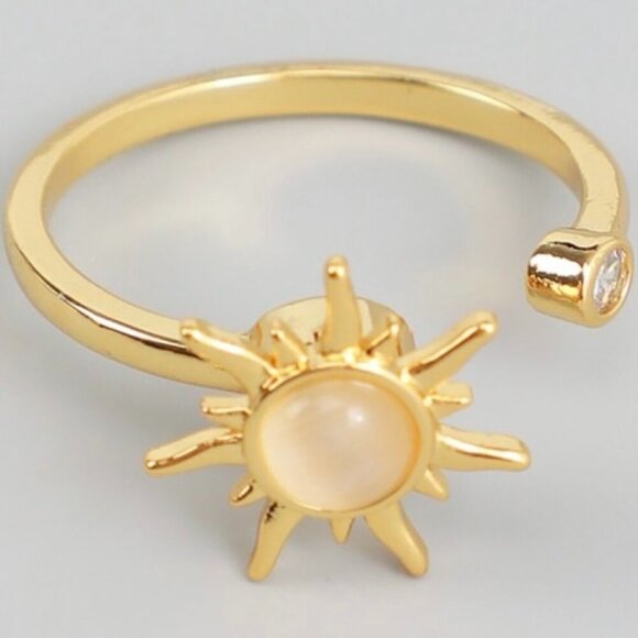 1 LEFT!! SPINNER SUN RING - Picture 1 of 1